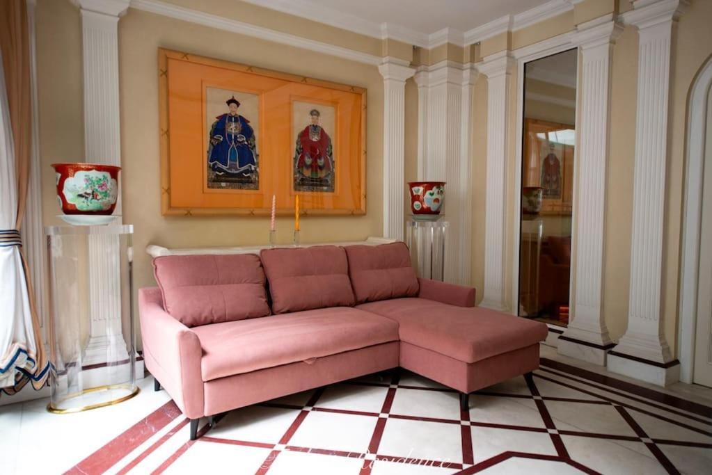 Zum Blauen Karpfen Apartment Wina Bagian luar foto