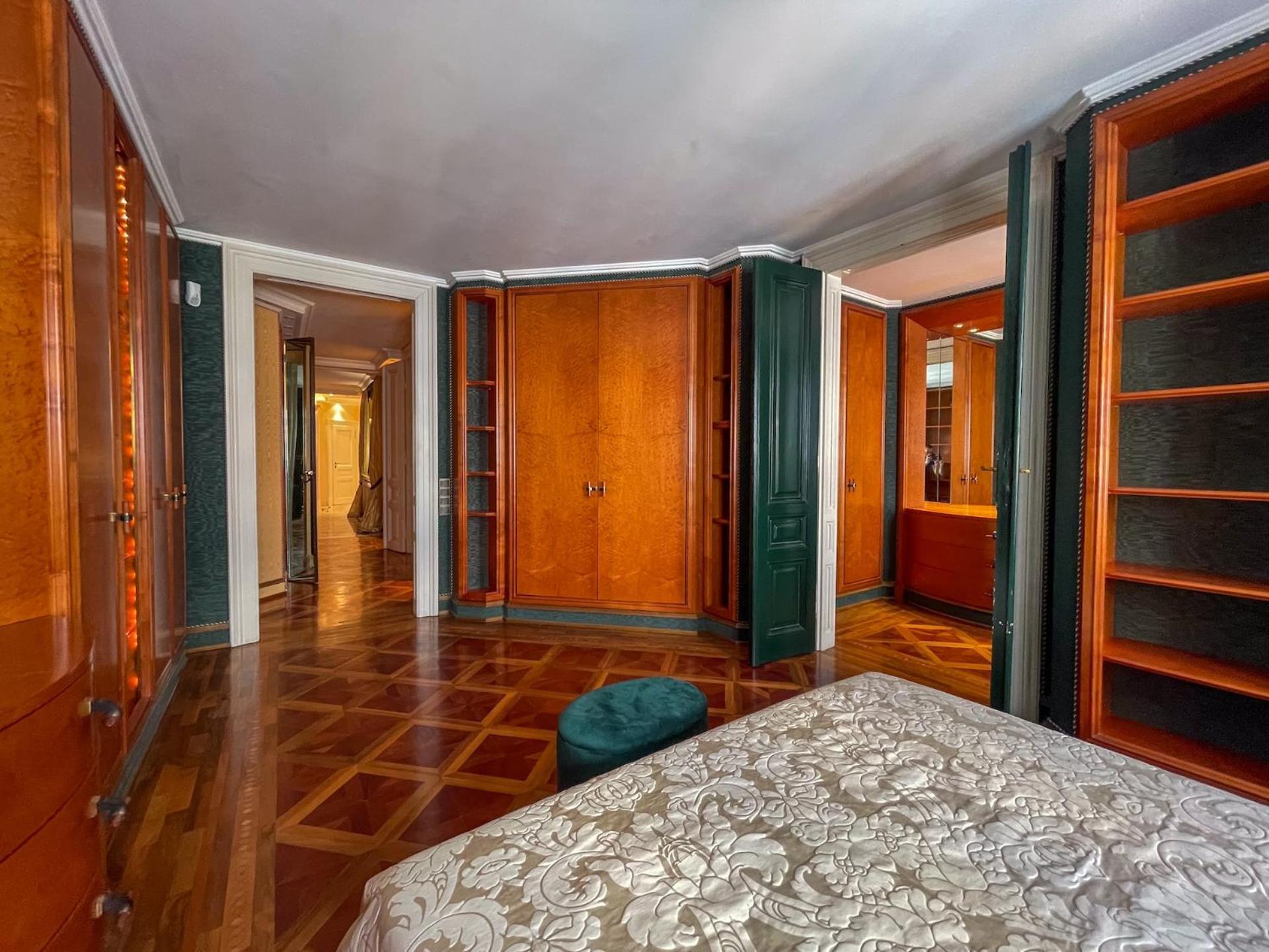 Zum Blauen Karpfen Apartment Wina Bagian luar foto
